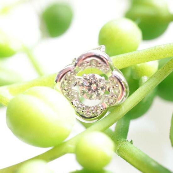 【ファッション通販】 トクトク 大特価 お花モチーフ ブラックダイヤモンド トップ - ネックレス