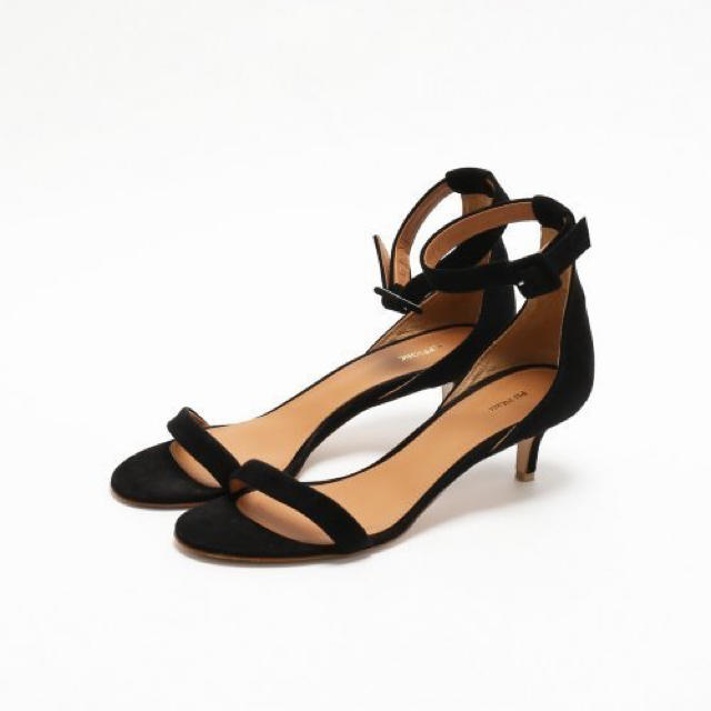 超人気 PIPPICHICストラップサンダル - サンダル