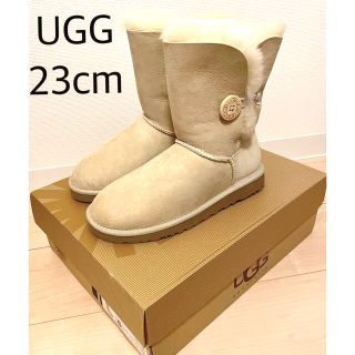 日本最級 新品◇UGG◇ベイリーボタン US5 23◇正規品 22.5 - ブーツ