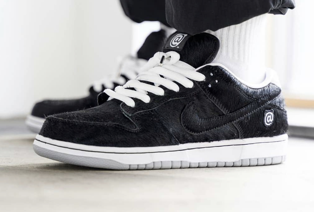 正規激安 NIKE×MEDICOM LOW DUNK SB TOY - スニーカー