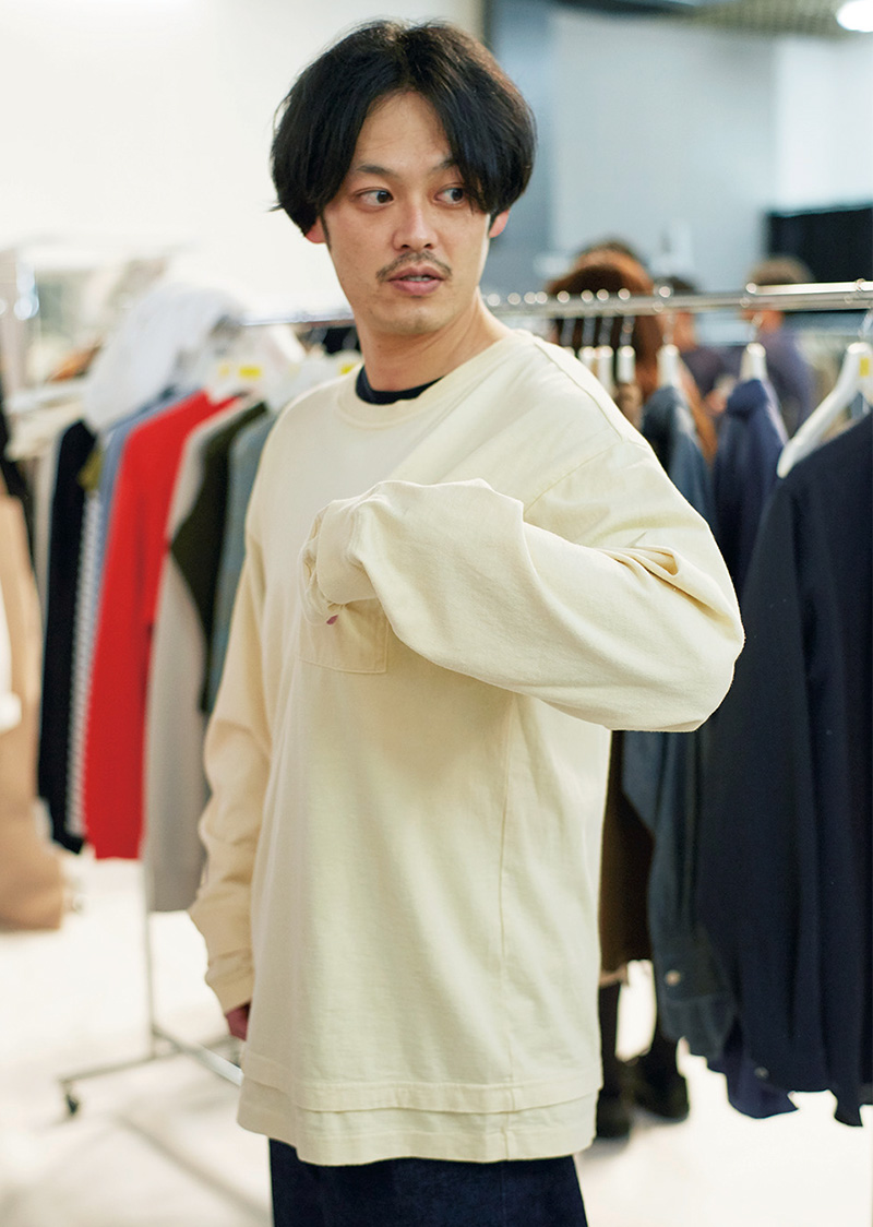 激安特価 COMOLI シルクネップカットソー - Tシャツ/カットソー(七分/長袖)